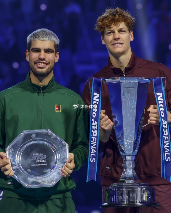 年终总决赛翻盘拉沃尔杯，阿尔卡拉斯统治全场