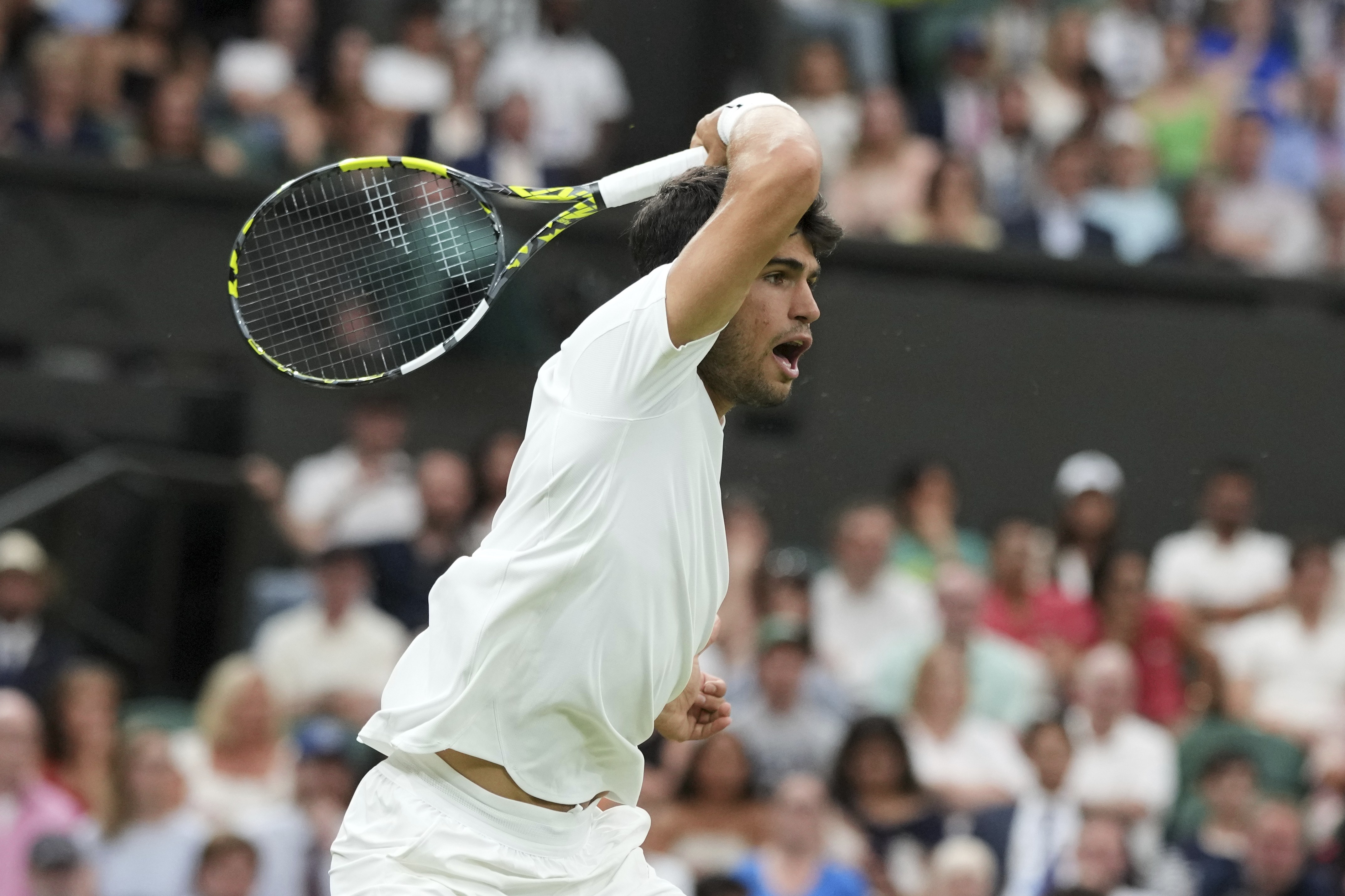 温网绝杀ATP总决赛，阿尔卡拉斯惊艳四座